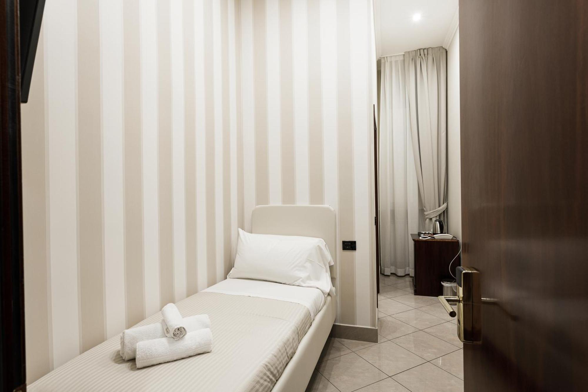 Monti 66 Hotel روما المظهر الخارجي الصورة